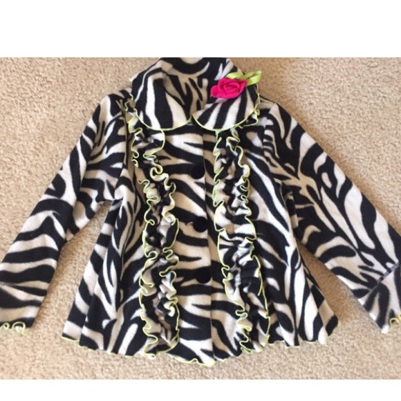 peaches ‘n cream Other - Fleece Zebra Ruffle Coat